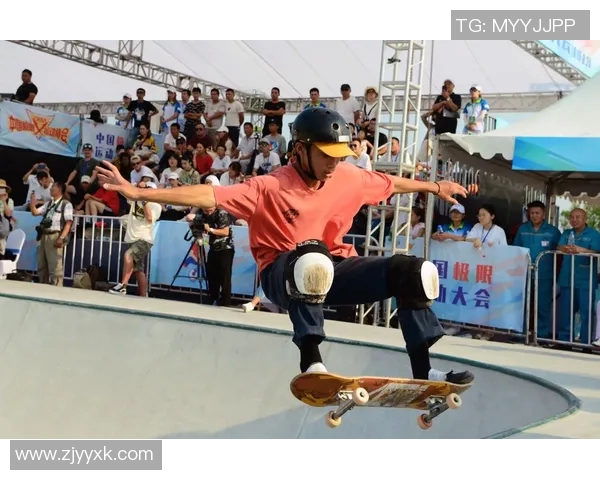 上海极限运动嘉年华滑板队灵活性展现精彩瞬间与竞技魅力