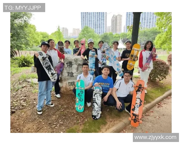 上海滑板队个人能力引发热议球员表现与团队协作的争论 上海滑板队个人能力引发热议球员表现与团队协作的争论