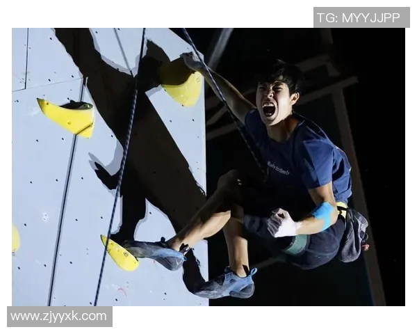 上海攀岩队区域防守策略解析与攀岩热点发展趋势探讨