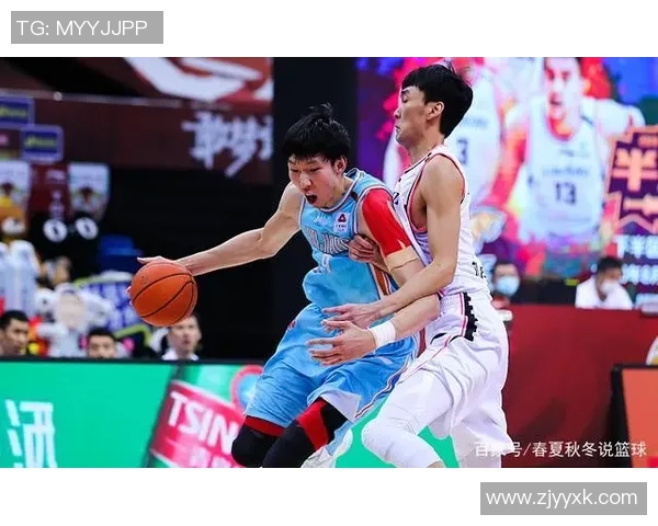 上海篮球队的力量变革引发热议新策略与年轻球员的崛起