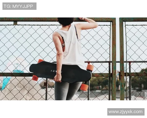 与赵秀英对话探讨她的滑板生涯与成长历程 与赵秀英对话探讨她的滑板生涯与成长历程